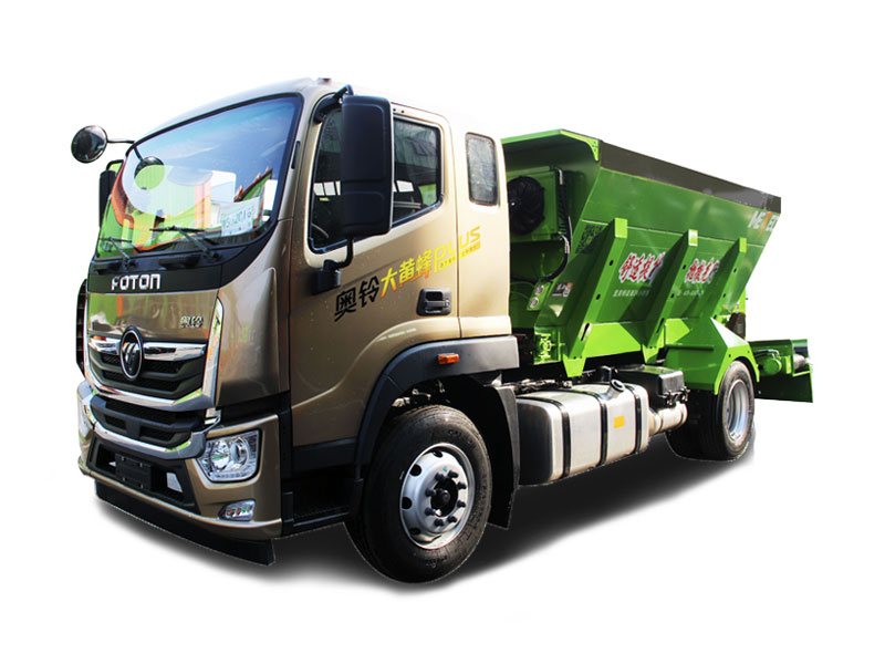 Bedding spreader truck